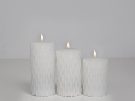 LED Kerze mit Timer weiß und Muster