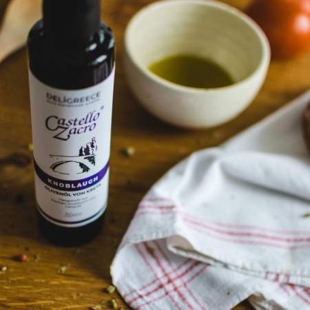 DELIGREECE Olivenöl & frischer Knoblauch kalt gepresst