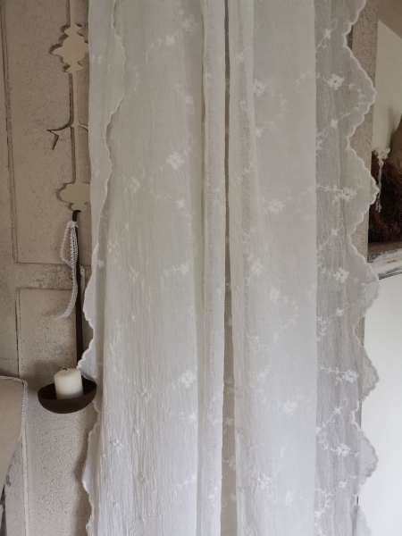 Vorhang Rosen Bogenkante crushed creme